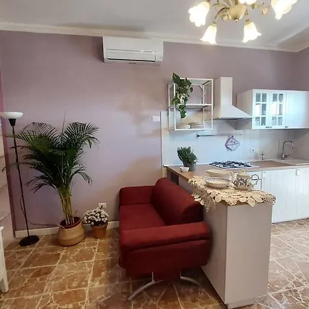 - Li De La Tra I Fiori Apartamento
